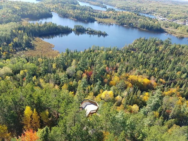 Fishing and Boating Resort on Lake Temagami, Ontario